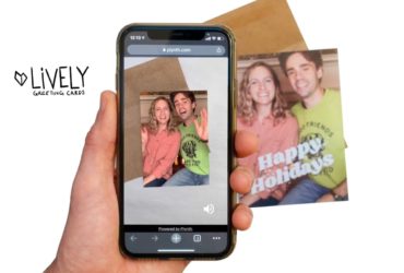 сайт, который поможет оживить фотографии и сделать поздравительные открытки одним взмахом руки. Он накладывает ваше видео поверх любого изображения и превращает это в видео-открытку.